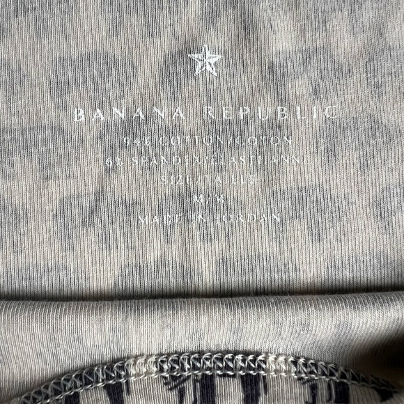 Banana Republic Tank Top, Medium, Beige with Muted Purple Elephant Print. NWOT - Picture 4 of 7